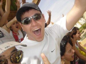 Douglas Oliveira